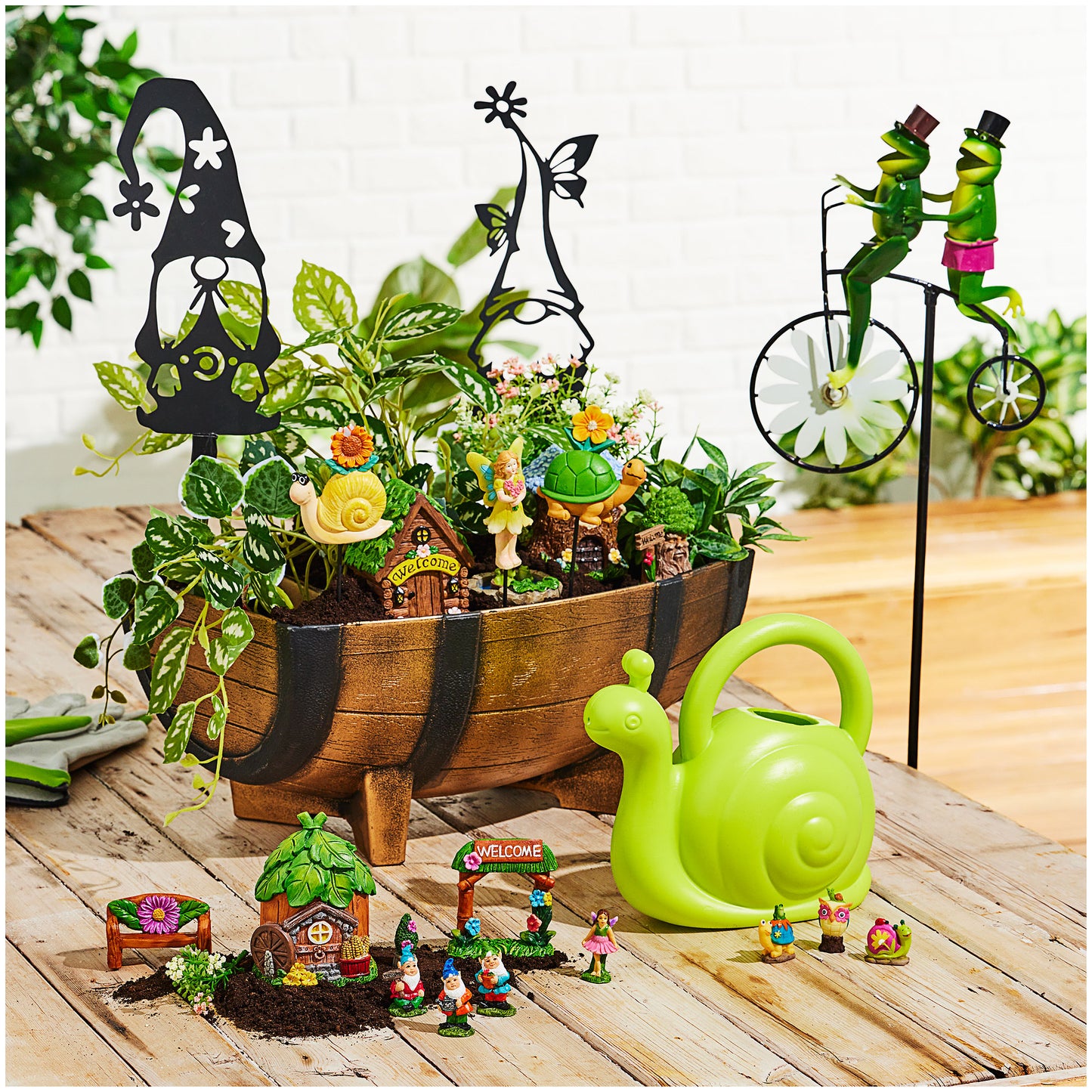 Polyresin Candy Mini Figurine Décor Assorted