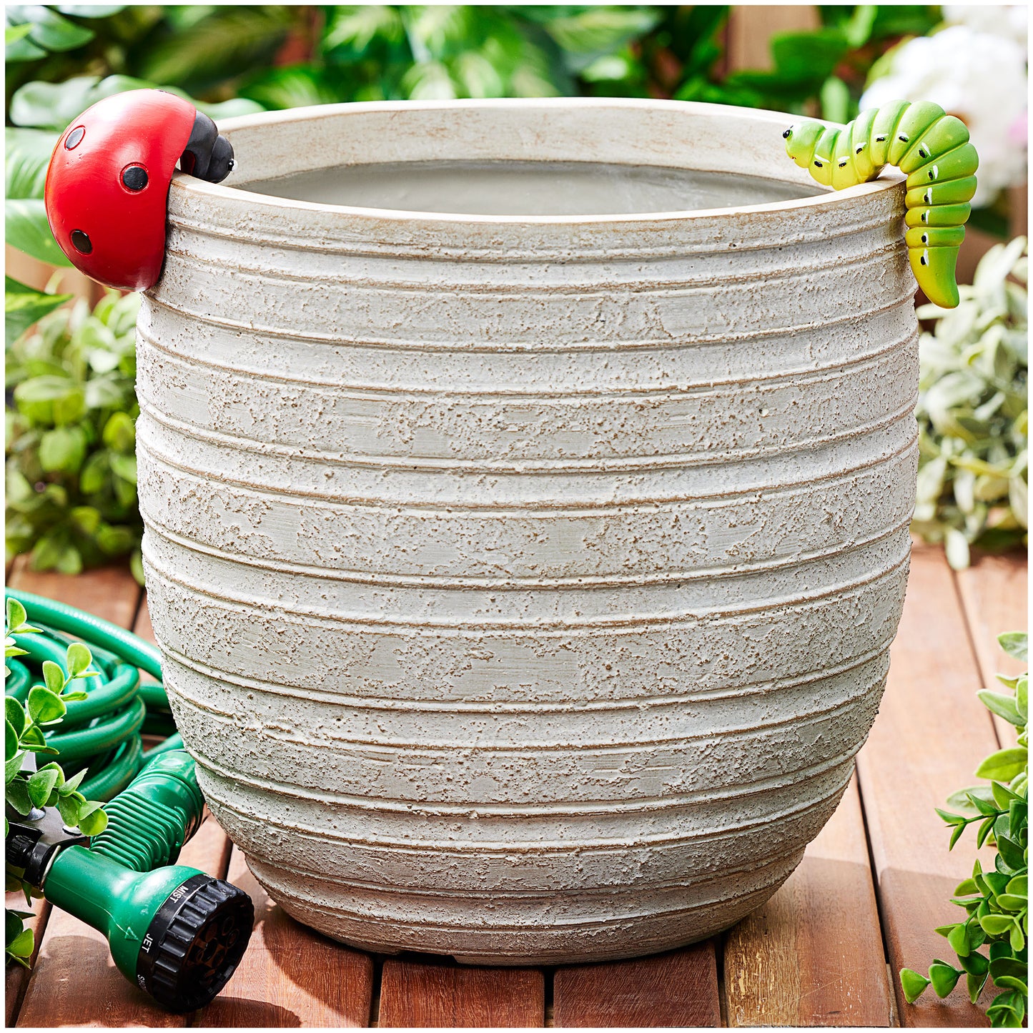 Fibre Clay Pot Horizontal Pattern Medium 30.5cm