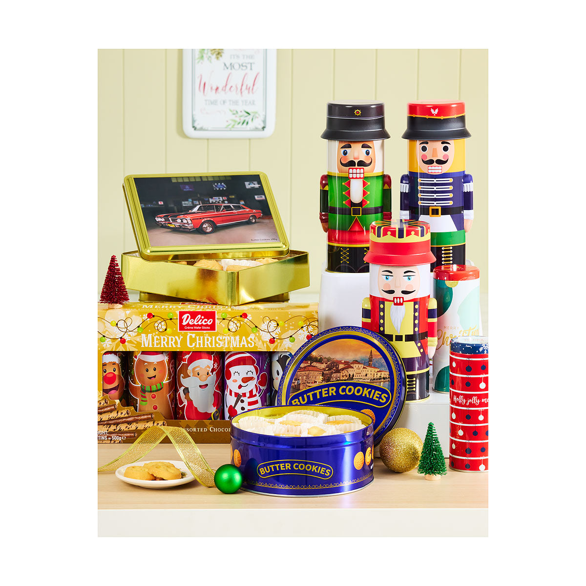 Christmas Tube Tin With Wafers 114g