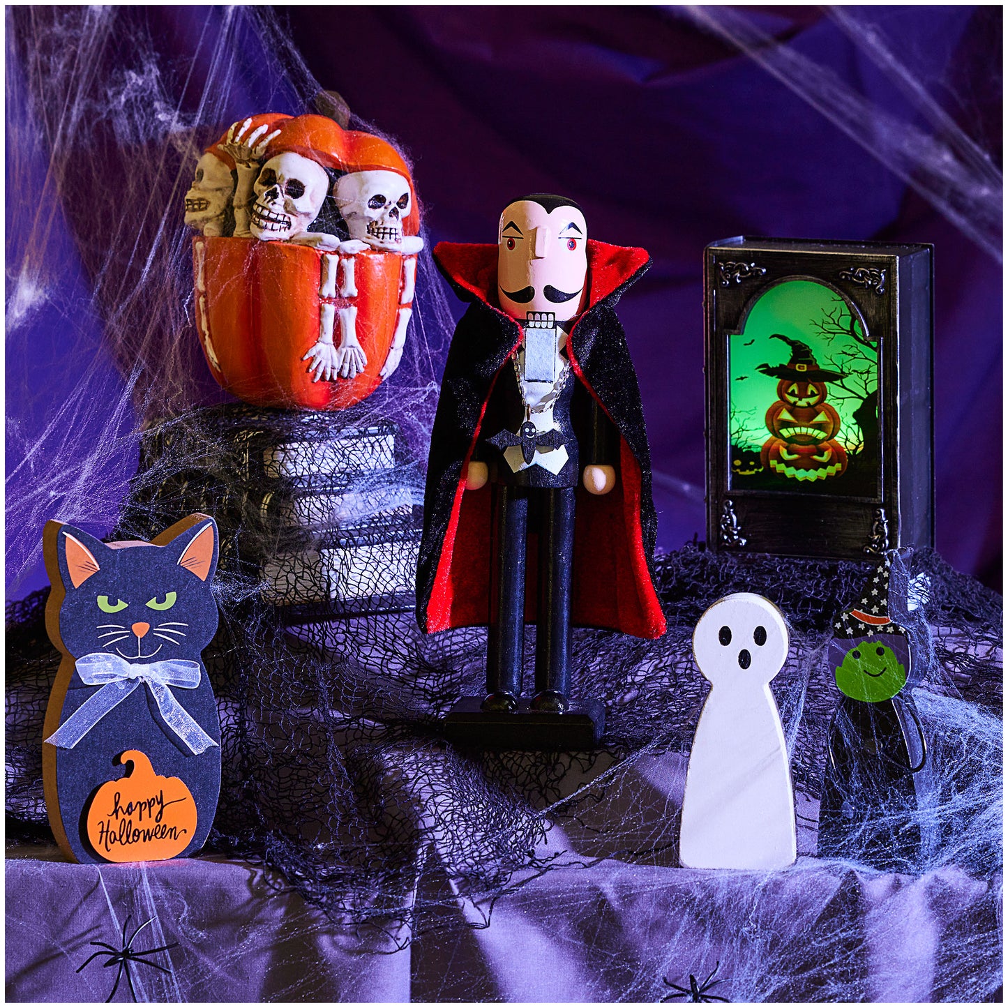 Halloween Nutcracker 26cm Assorted